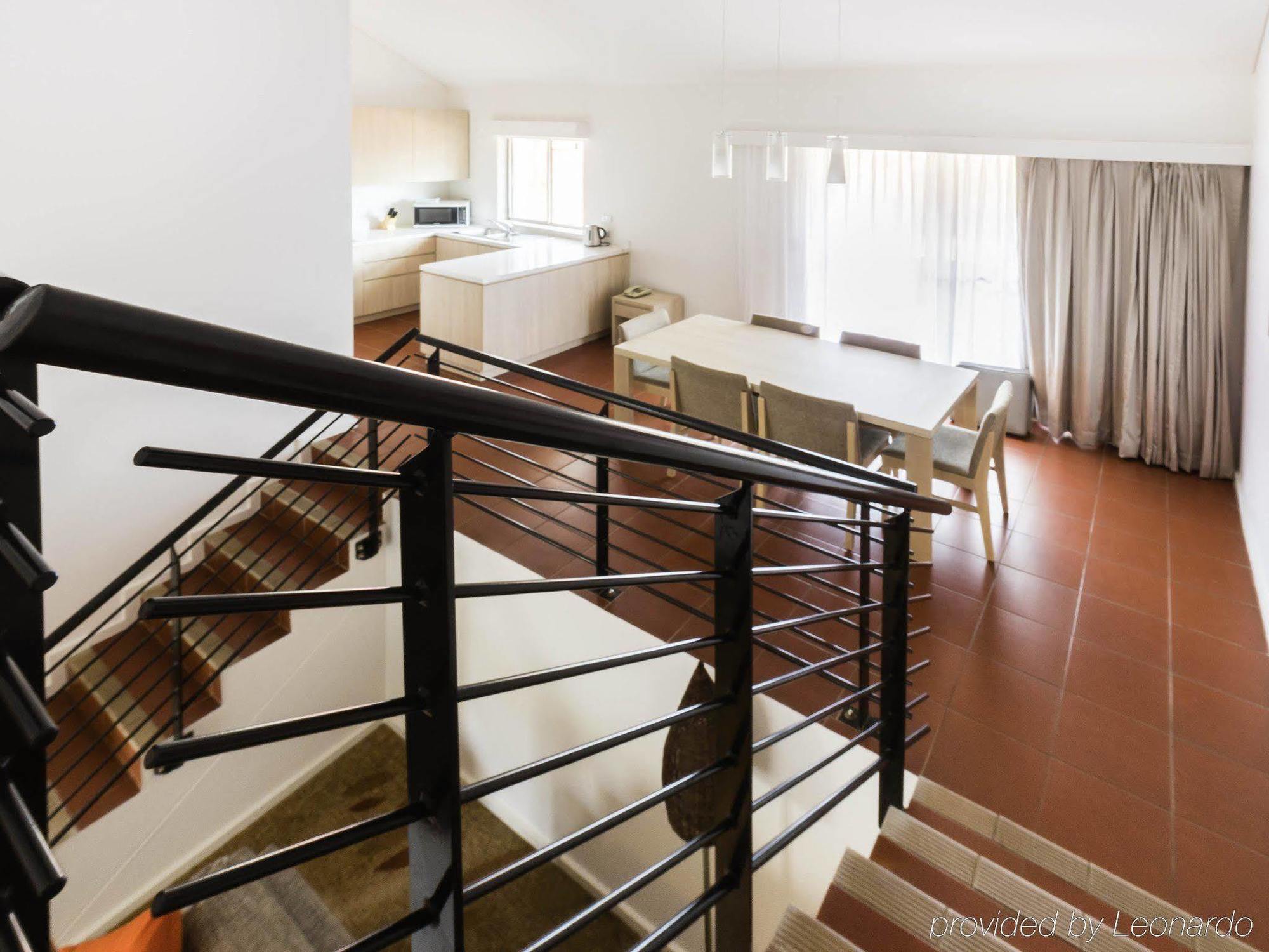 Emu Walk Apartments Núi Uluru Ngoại thất bức ảnh